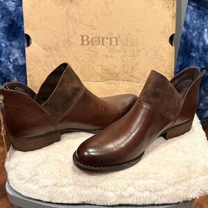 Born Women's Dark Brown Leather Ankle Boots
